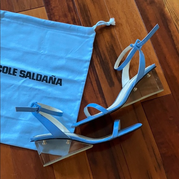 ♦️SOLD Nicole Saldana blue PVC sandals Alyssa - Picture 4 of 8